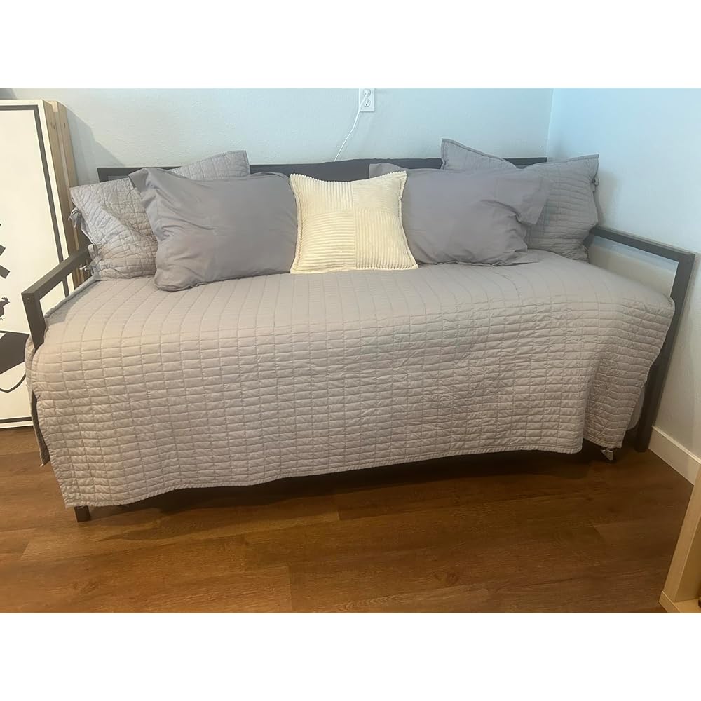 Zinus Eden Metal Daybed with Trundle, Mattress Foundation with Steel Slat Support, Easy Assembly, Twin
